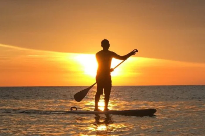 PADDLE BOARDING IN TAGHAZOUT